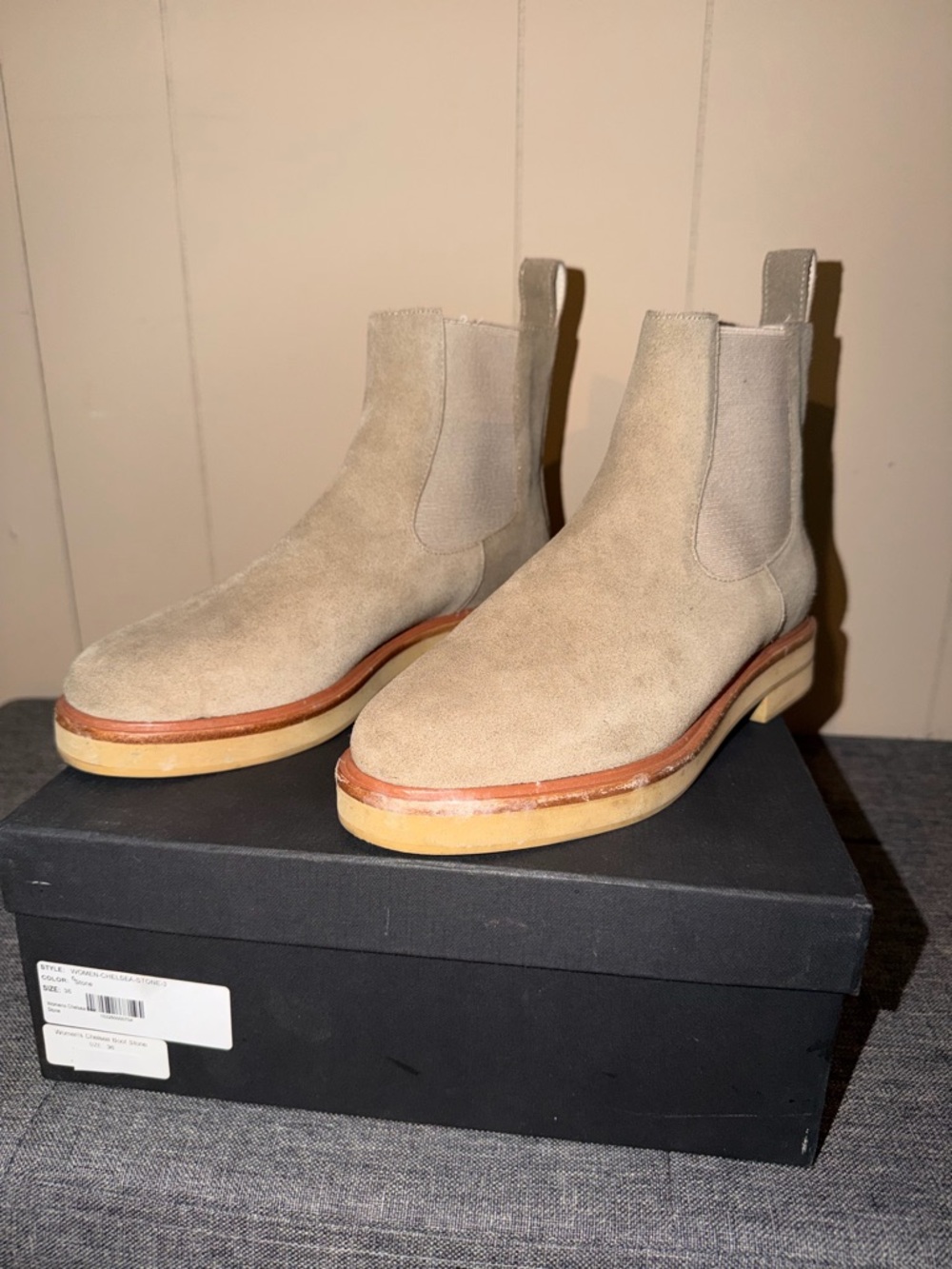 Hobes Chelsea Boots
